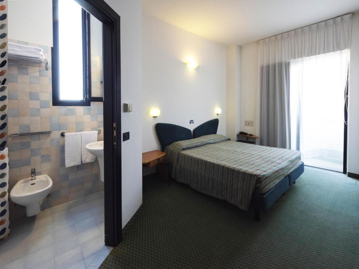 Hotel Ali D'Oro ريميني المظهر الخارجي الصورة